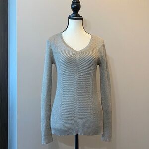 Lauren Ralph Lauren metallic knit top V-neck Size S EUC 70% cotton blend